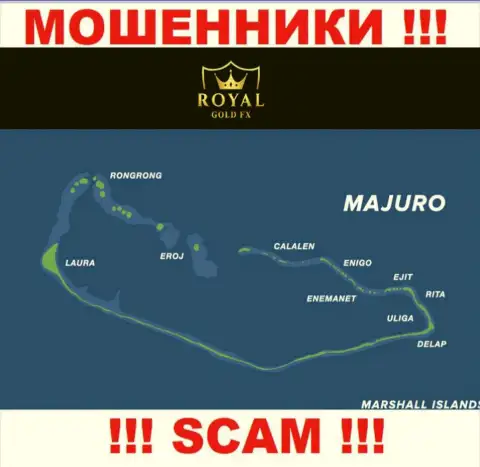 Лучше избегать совместной работы с мошенниками RoyalGoldFX, Majuro, Marshall Islands - их официальное место регистрации